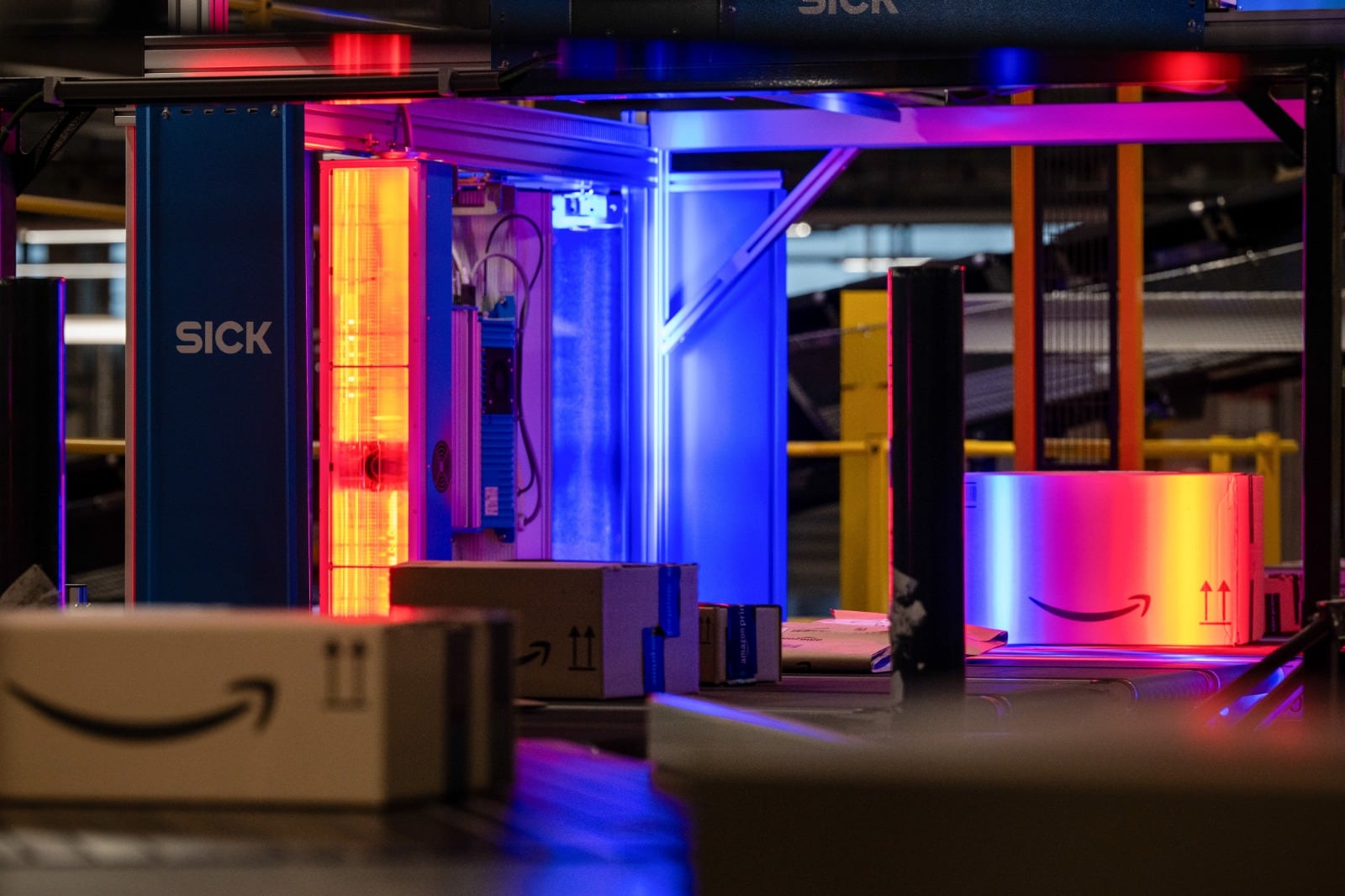 Amazon ejecuta un nuevo recorte de personal como parte de su plan para optimizar costos y acelerar inversiones en inteligencia artificial. (Foto: Bloomberg)