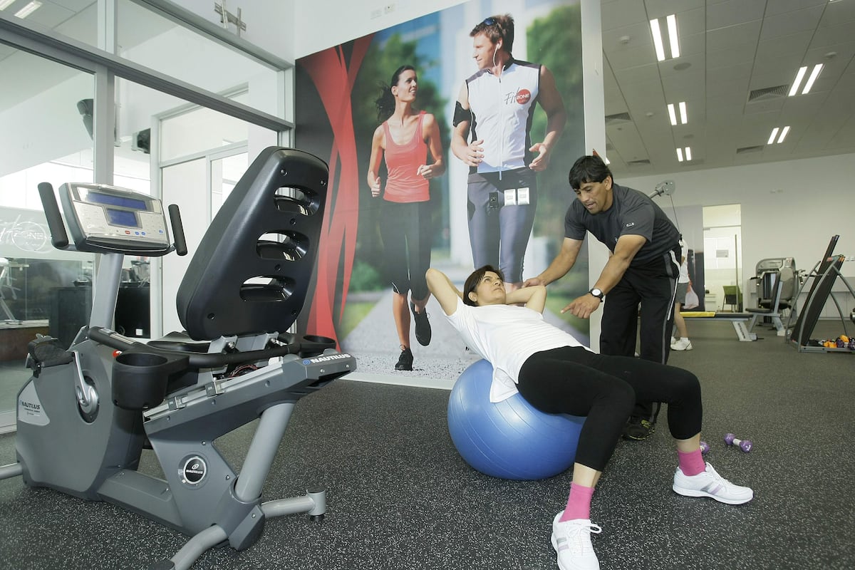 Dentro de las 10 primeras actividades deportivas que realiza hoy el peruano, la asistencia al gimnasio se encuentra en el sexto lugar con un 17% de preferencia.