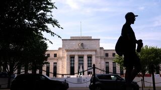 Fed prevé que crecimiento salarial en EE.UU. se desacelerará “ampliamente”