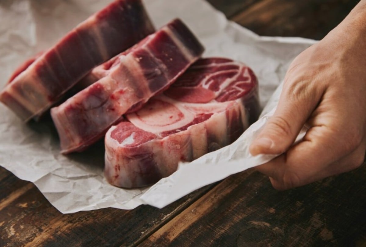 Alerta sanitaria: esta carne cruda fue retirada de tiendas y restaurantes en EE. UU. (Foto referencial: Freepik)