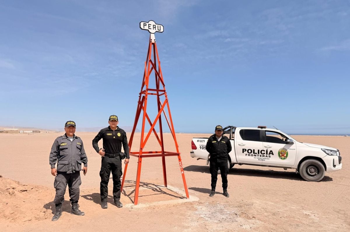 Efectivos de la PNP refuerzan el control en la frontera entre Perú y Chile ante posibles ingresos irregulares. Foto: Mininter.