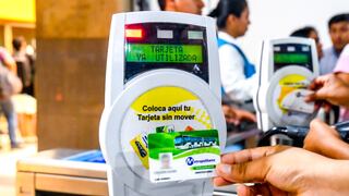 Metropolitano: Decomisan más de 2,200 tarjetas preferenciales a suplantadores