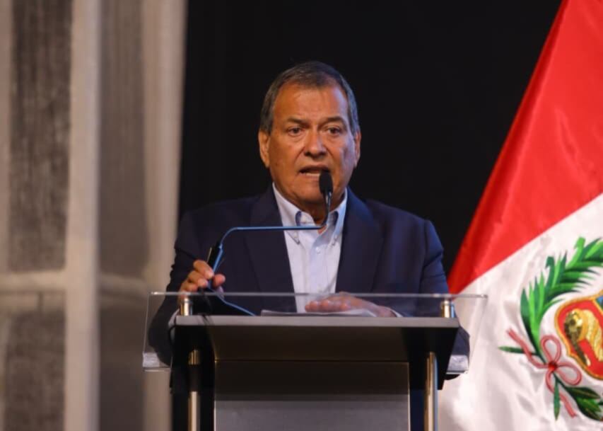 Jorge Nieto: “Necesitamos digitalizar el Estado peruano al 100% eso permitirá tener un estado más eficiente”. Foto: GEC