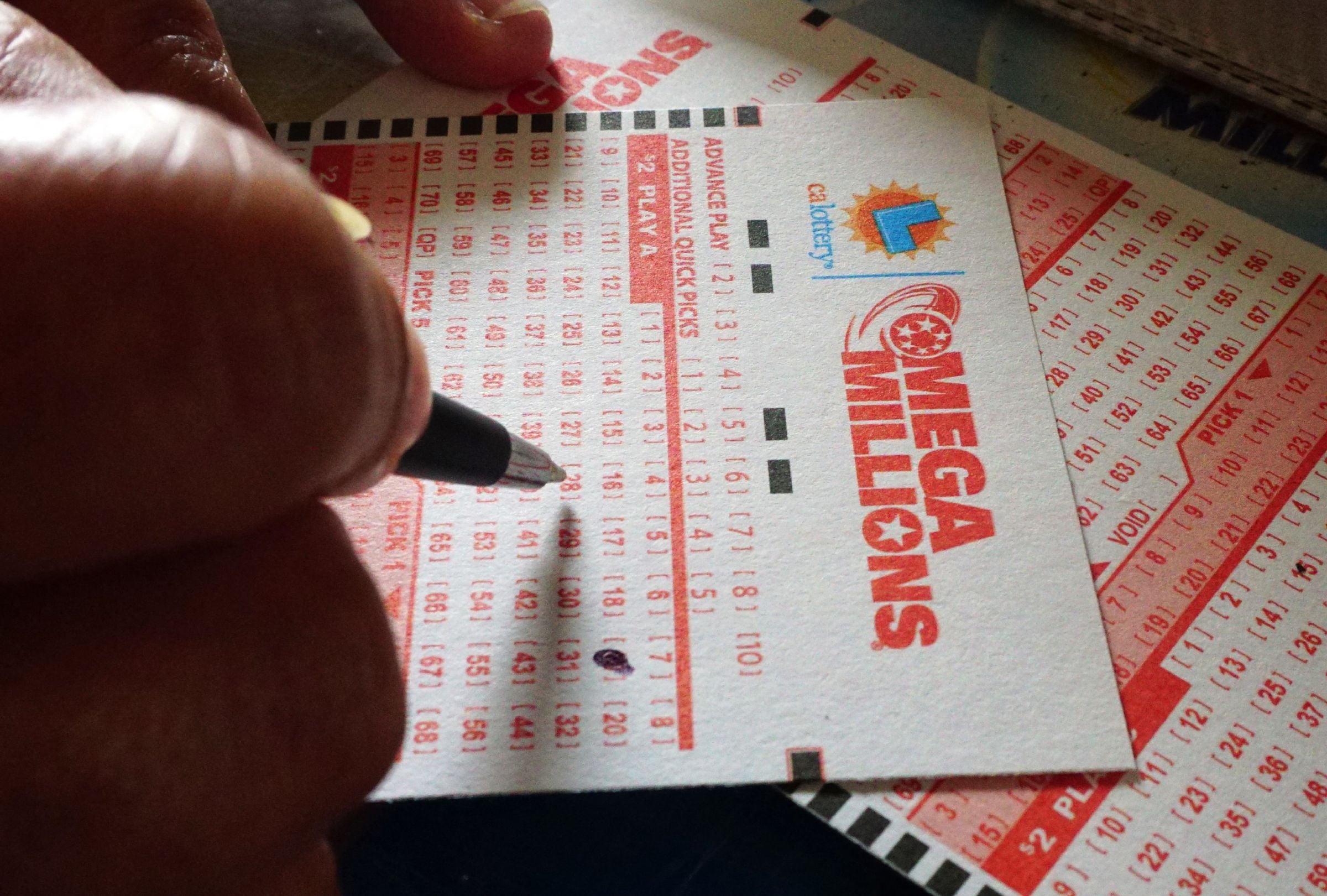 Resultados del Mega Millions HOY 03/10/2025: revisa los números ganadores en vivo y el jackpot de $520 millones en EE.UU. (Foto: Frederic J. BROWN / AFP)