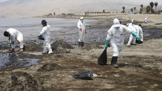 Repsol afirma que playas de Lima Norte están aptas para su uso, tras derrame de petróleo el 2022