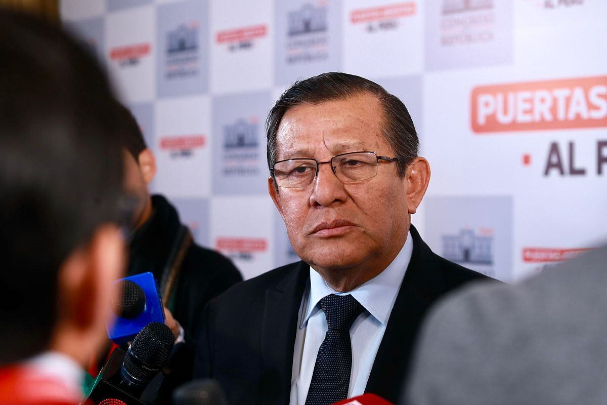 Eduardo Salhuana anunció reuniones con otros poderes del Estado por temas de seguridad ciudadana. (Foto: Congreso)