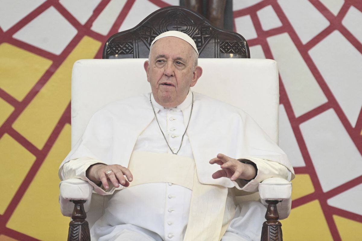 El pronóstico sigue siendo “reservado”, es decir, que los médicos no aclaran la posible evolución de su estado clínico. (Foto: AFP)