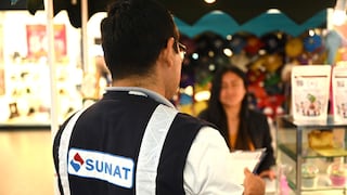 Sunat realizó campaña de fiscalización preventiva en Plaza San Miguel