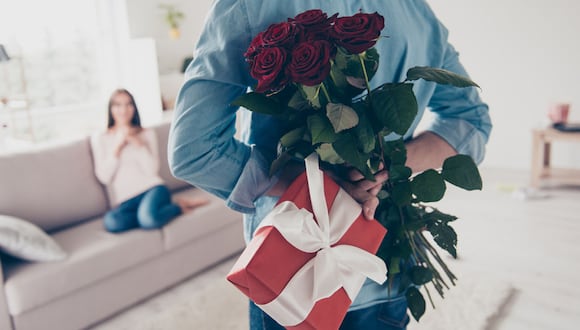 De acuerdo con el estudio de Impulso, más de la mitad de limeños muestran interés por regalar flores a sus parejas en San Valentín. (Foto: Shutterstock)