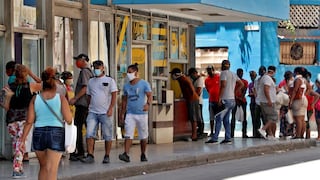 Queso requisado y gallinas decrépitas: la escasez alimenta polémicas en Cuba