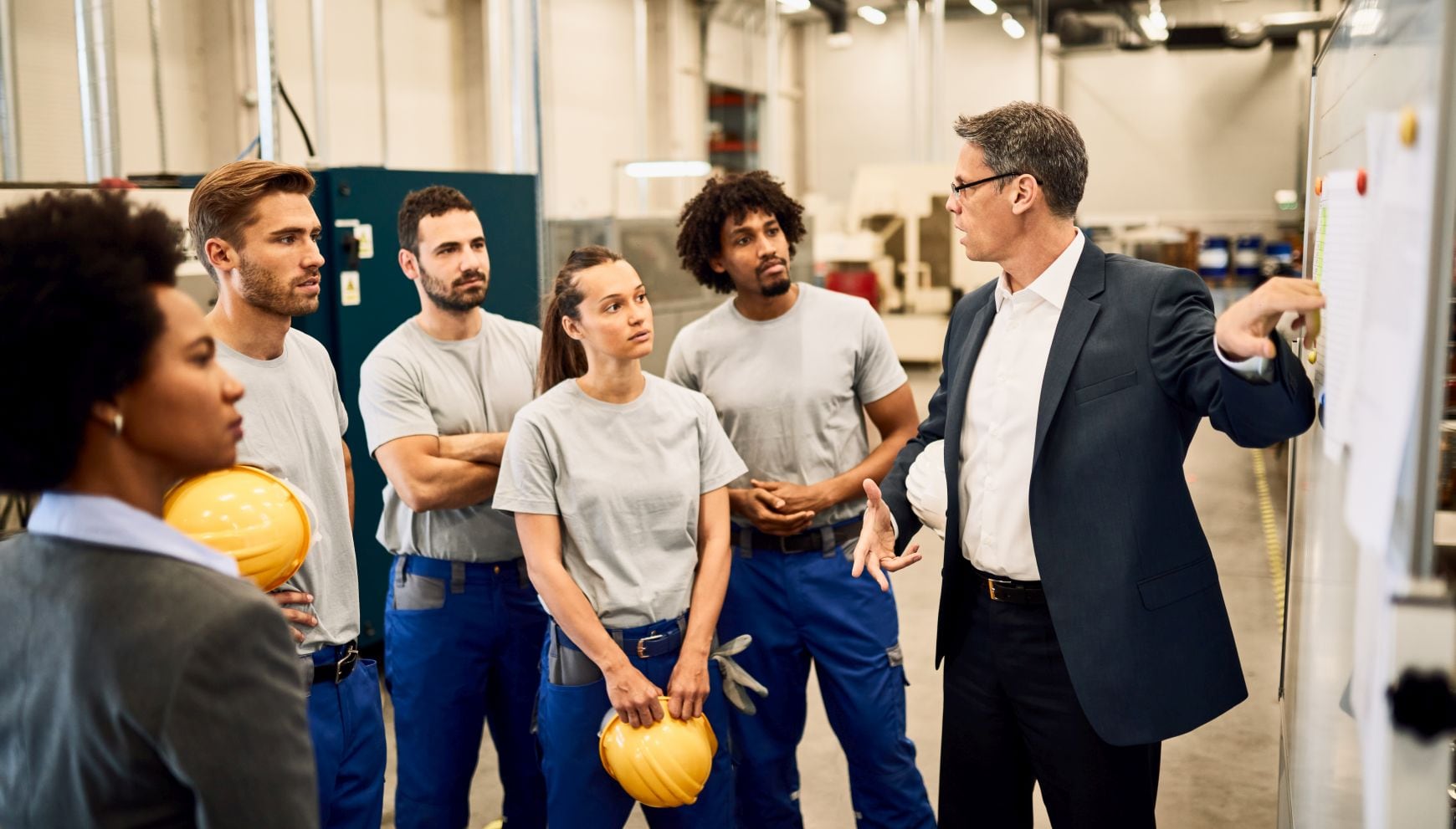 Con estas subvenciones, Texas busca que más jóvenes y estudiantes de colegios comunitarios accedan a entrenamientos actualizados y alineados con las necesidades del mercado laboral, mejorando sus oportunidades de conseguir trabajos bien remunerados (Foto: Drazen Zigic / Freepik)