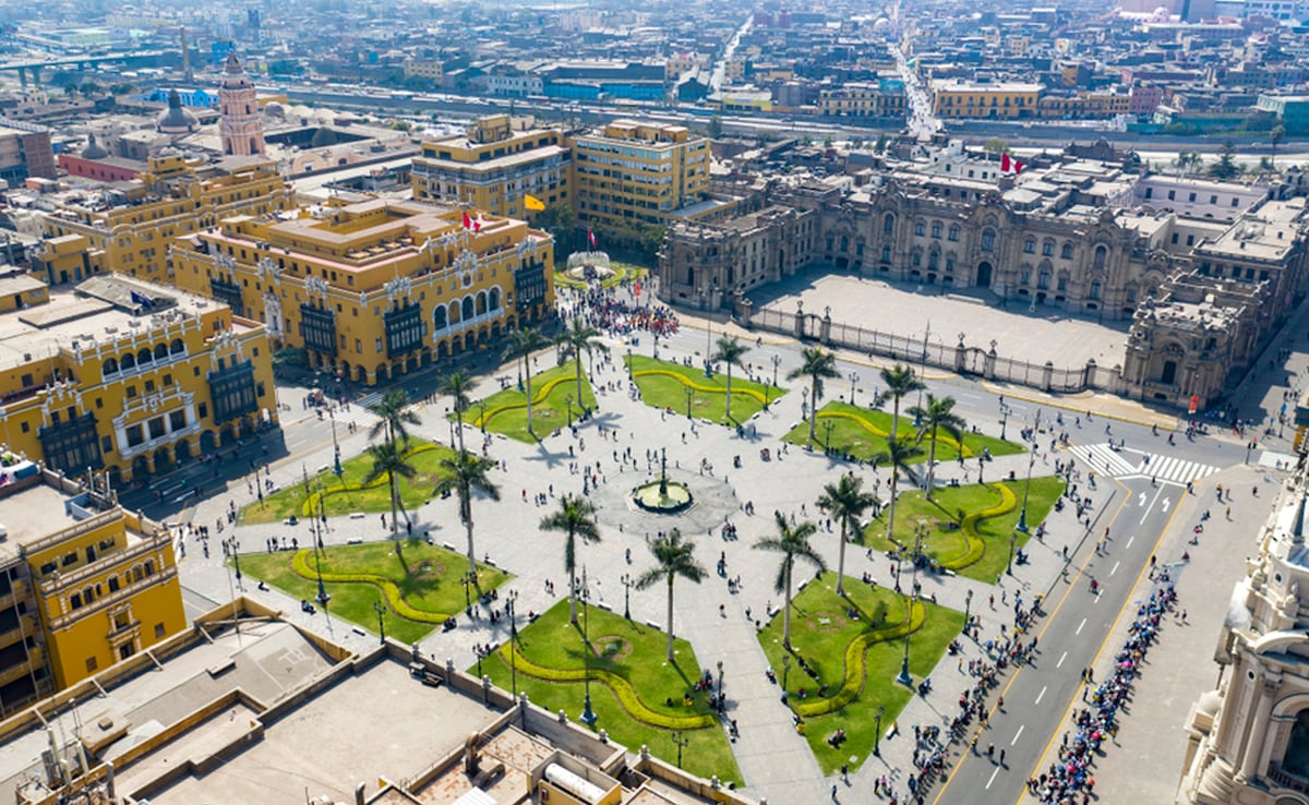 Multan a dos partidos por vulnerar intangibilidad del Centro Histórico en cierre de campaña. (Foto: Shutterstock)