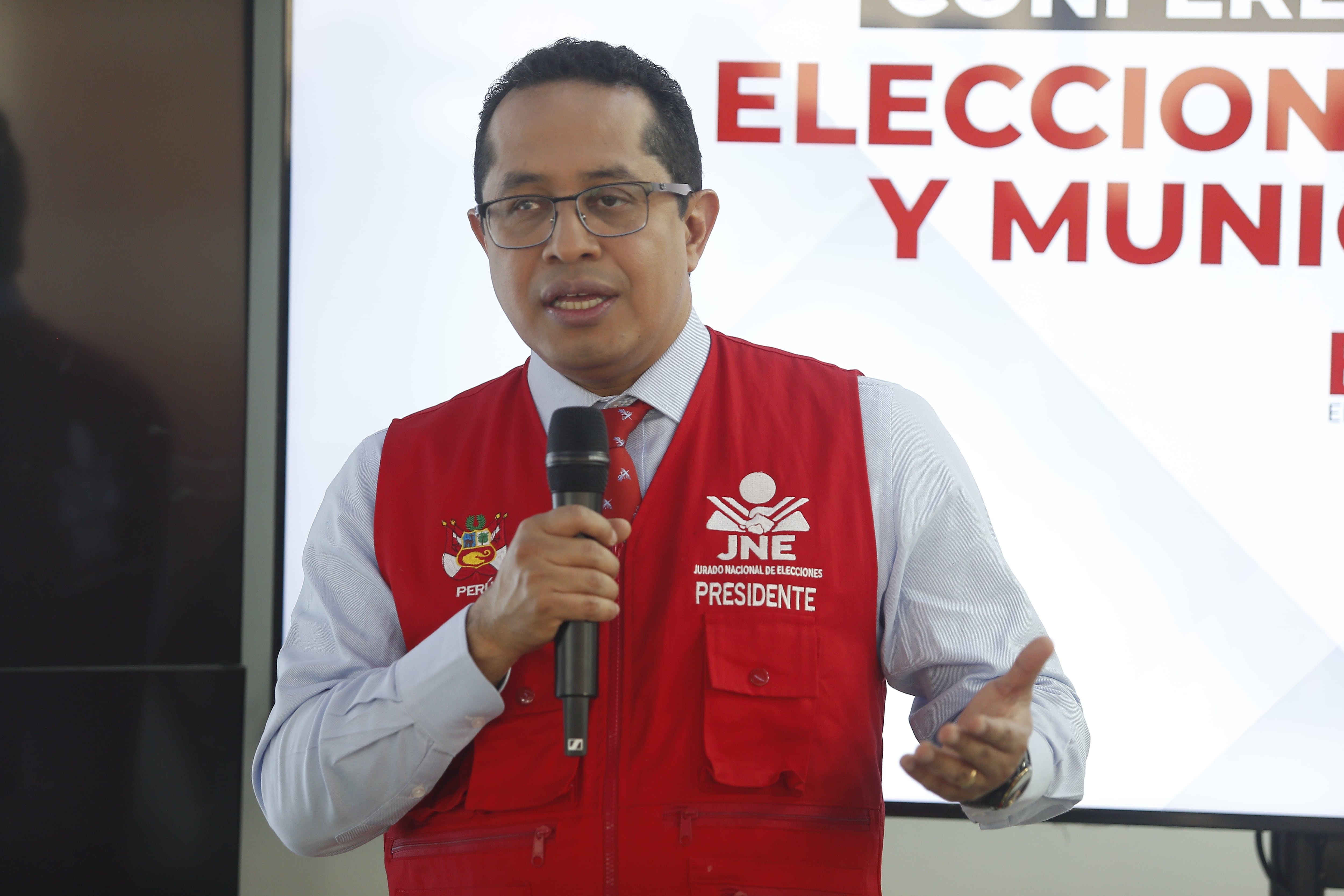 Presidente de la JNE indicó que la norma actual estableció restricciones para que dichas autoridades puedan postular posteriormente como regidores. Fotos: Cesar Campos/@photo.gec