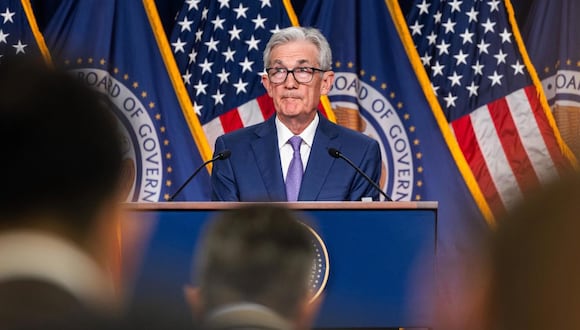 El responsable de la Fed rehusó comentar avances políticos pero lanzó un aviso para gobernantes y candidatos estadounidenses.