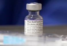 Pfizer y BioNTech dicen que inyecciones COVID basadas en ómicron mejoran respuesta ante esa variante