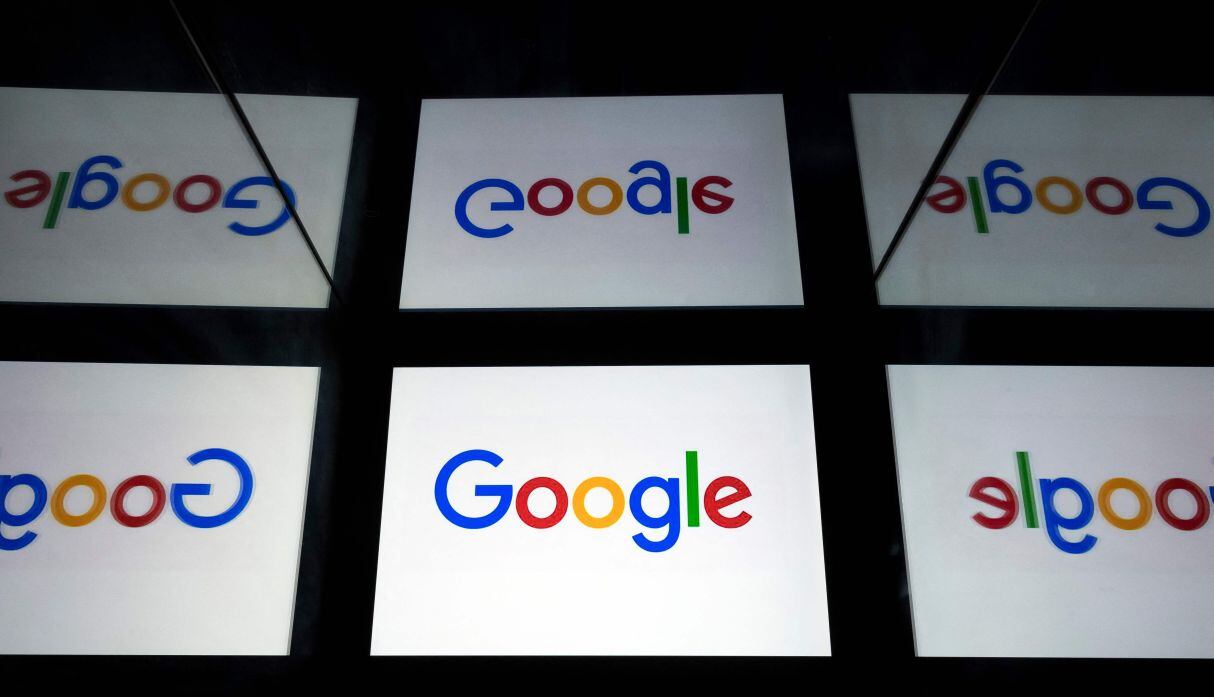 El director ejecutivo de Google, Sundar Pichai, así como ejecutivos de Apple y otras empresas tecnológicas probablemente serán llamados como testigos. (Photo by Lionel BONAVENTURE / AFP)