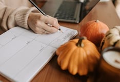 La psicología dice que las personas que no usan calendarios virtuales y prefieren anotar en su agenda tienen menor nivel de estrés