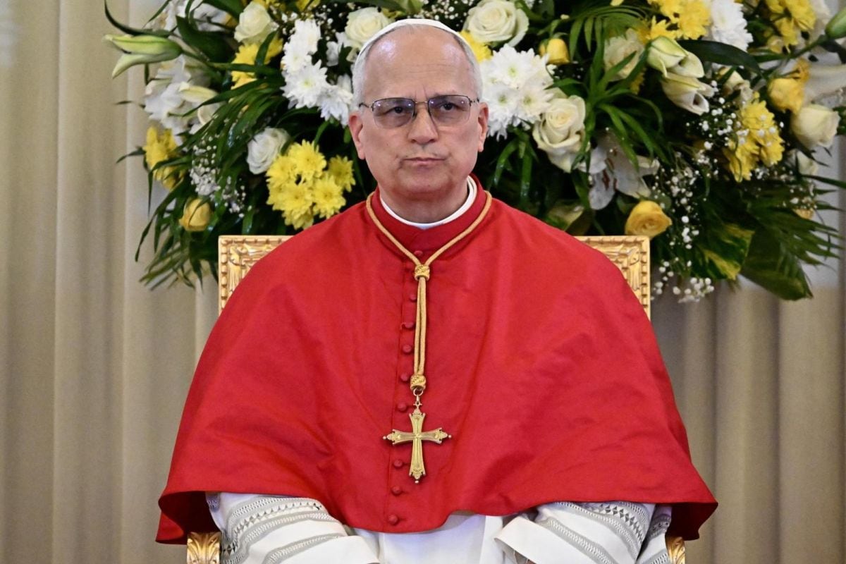 El Papa León XIV asiste a una reunión con las autoridades, la sociedad civil y el cuerpo diplomático en el Palacio Presidencial de Yaundé, Camerún, el 15 de abril de 2026. Foto: EFE/EPA/LUCA ZENNARO