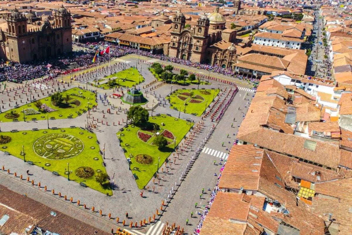 La visita de la delegación de Utah coincidió con el inicio del vuelo directo Salt Lake City–Lima, que busca impulsar el intercambio comercial y turístico hacia el Cusco. Foto: Andina.