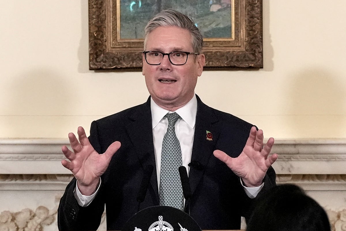 El primer ministro británico, Keir Starmer, habla en el número 10 de Downing Street en Londres, el 12 de noviembre de 2025. (Stefan Rousseau / POOL / AFP)