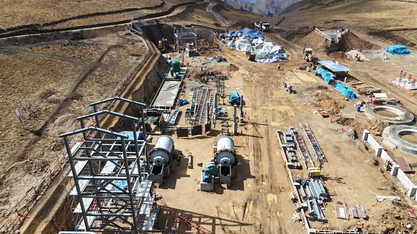 Con esta emisión, Glencore alcanza el 9.99% de participación en PPX antes del ejercicio de warrants, generando ingresos brutos por C$19.9 millones (aproximadamente US$14.1 millones) para la compañía.