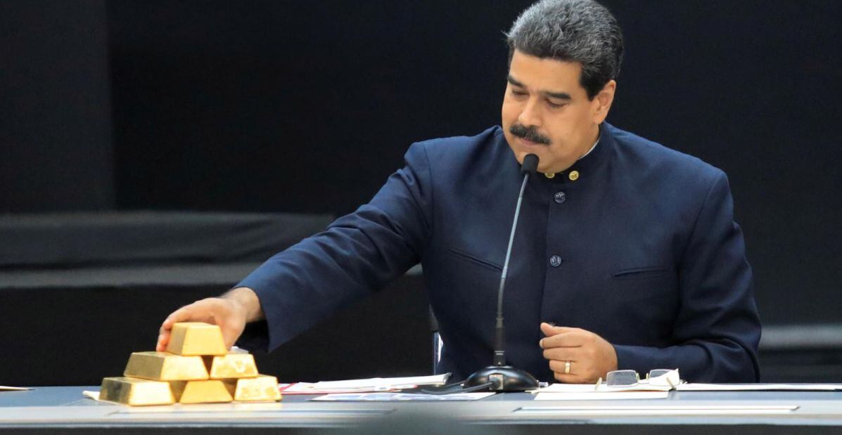 El gobierno de Maduro, a través del Banco Central de Venezuela presidido por Calixto Ortega, intenta sin éxito desde octubre de 2018 recuperar 32 toneladas de oro de la reserva nacional, valoradas en mil millones de dólares, que tiene guardadas en las cámaras acorazadas del Banco de Inglaterra. (Foto: Marco Bello / Reuters)