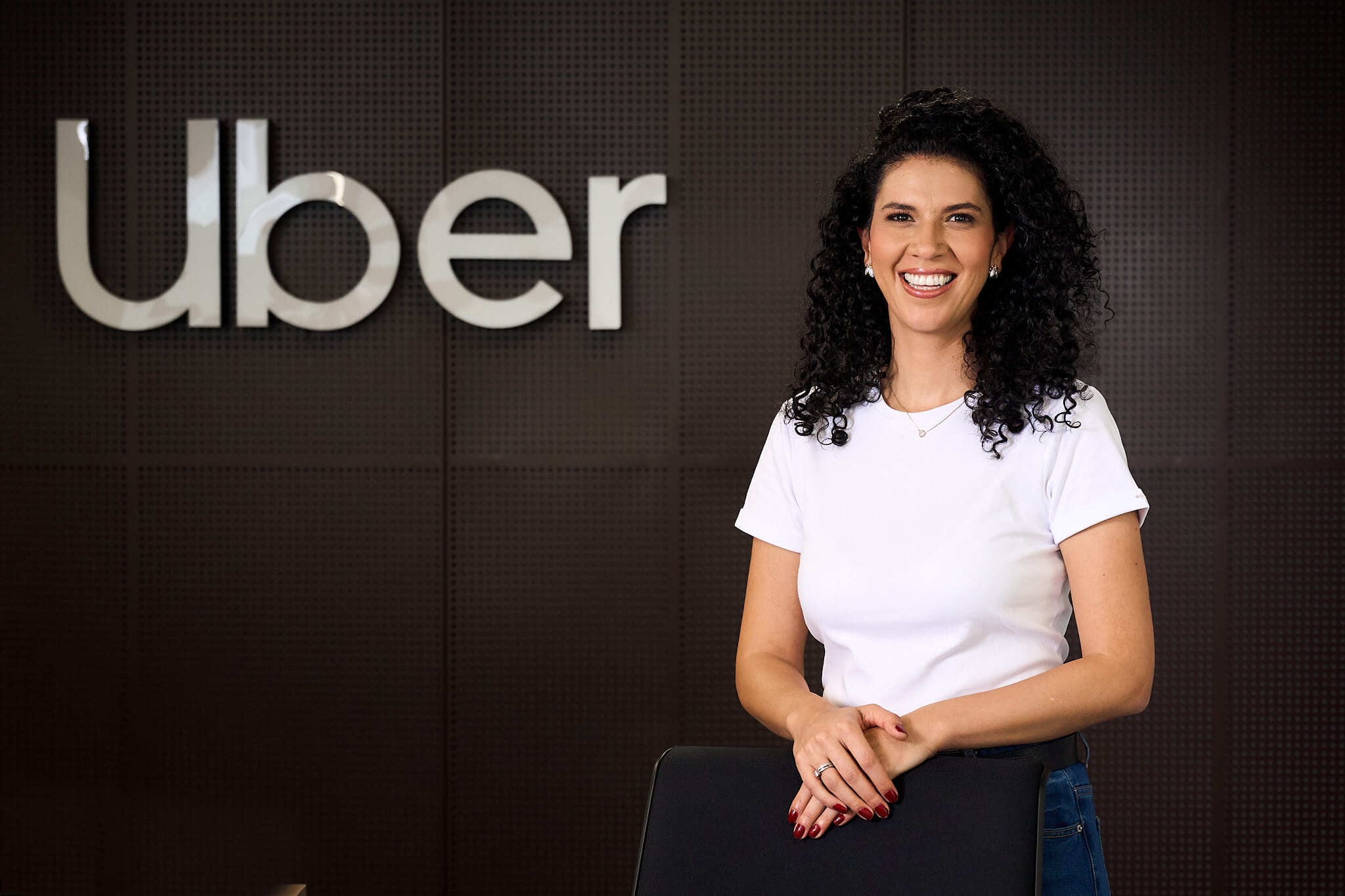Ángela Mendoza, nueva gerente general de Uber en Perú, tiene experiencia en el cargo pues lo ejerce desde el 2022 en Colombia. (Foto: Uber)