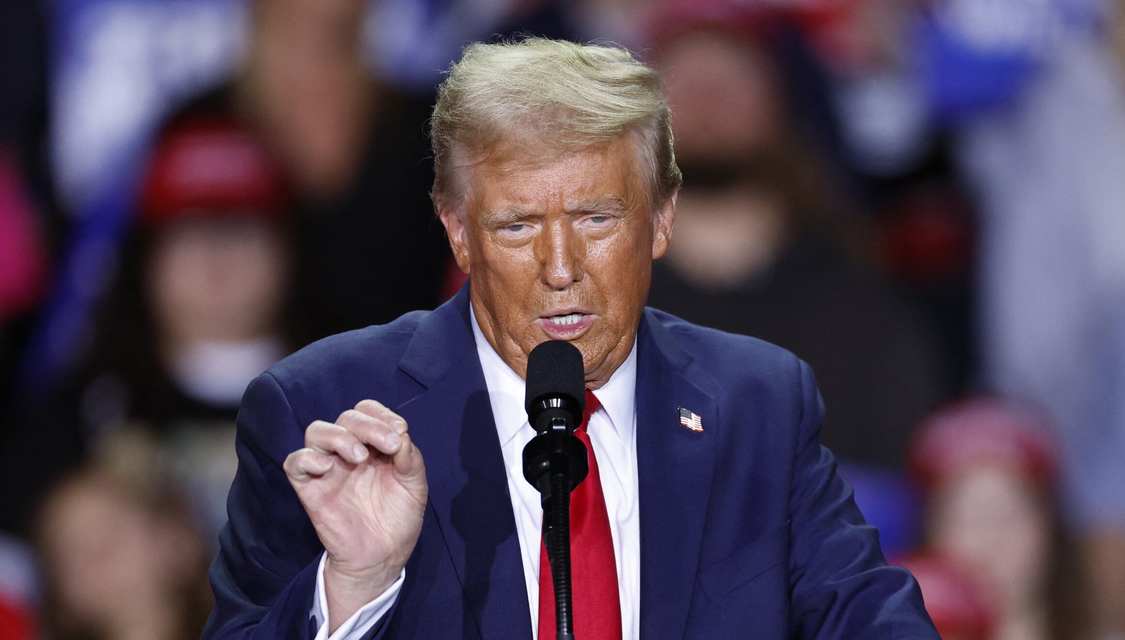 Donald Trump durante un mitin celebrando su triunfo en las elecciones 2024 (Foto: AFP)