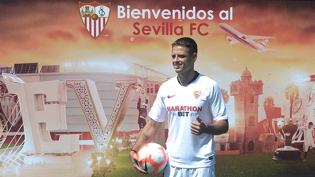 Chicharito Hernández resignó la mitad de su millonario sueldo para jugar en Sevilla