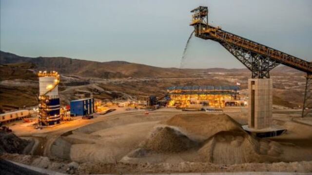 Perú puede ser superpotencia minera si campesinos dan su apoyo