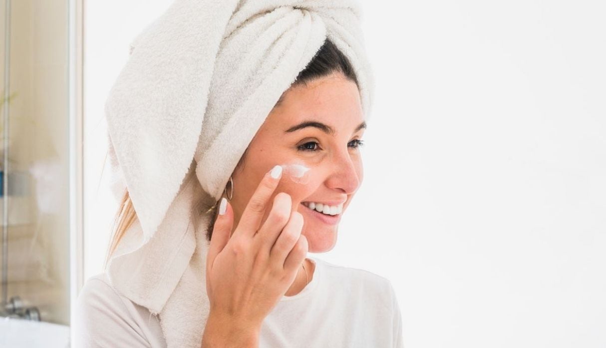 El mercado peruano de tratamiento facial continúa creciendo impulsado por una mayor demanda de soluciones antiedad y por consumidores dispuestos a invertir en productos con eficacia comprobada. Foto: Andina
