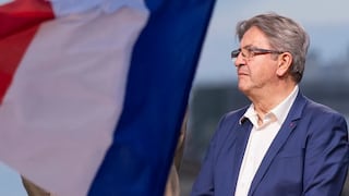 Jean-Luc Mélenchon, líder de izquierda, anuncia su candidatura a las presidenciales en Francia
