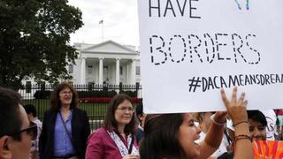 Abogados alertan de que política migratoria de Trump es un "muro invisible"