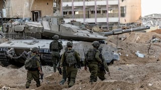 Fuerzas de Israel irrumpen en Jan Yunis, en Gaza, y los hospitales colapsan