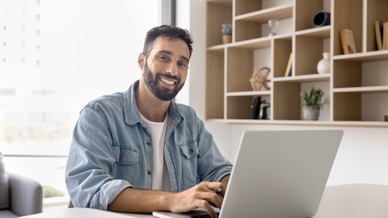 Según LinkedIn (2024), los usuarios con una presencia activa y cuidada en plataformas digitales tienen hasta cuatro veces más probabilidades de ser contactados por reclutadores y generar oportunidades laborales. Foto; Referencial.