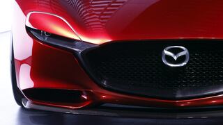 Mazda se prepara para cerrar año récord, sin autos eléctricos