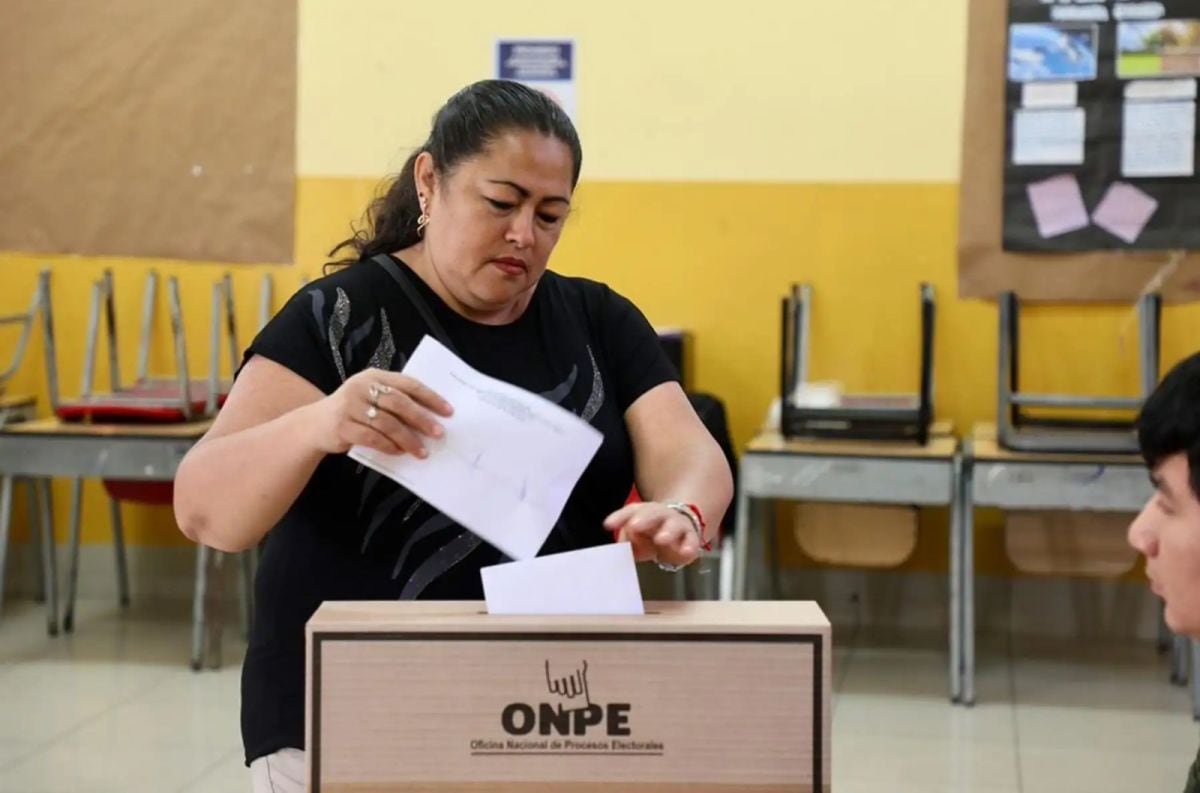 El 4 de octubre se llevaron acabo las elecciones municipales y regionales. El conteo para la alcaldía de Lima lo encabezan Renovación Popular de Rafael López Aliaga y Francis Allison de Avanza País. Foto: El Comercio.