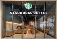 Huelga de empleados de Starbucks escala y afecta a cafeterías de costa a costa de EE.UU.