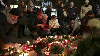 El grupo Estado Islámico reivindica atentado en Berlín, sospechoso en fuga