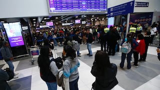 Más normas, menos competitividad en los cielos