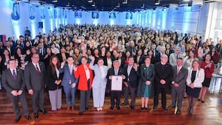 Universidad César Vallejo recibe Certificación Great Place To Work®