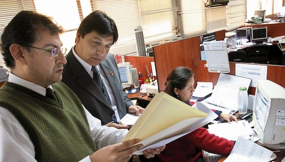 El Ministerio de Economía y Finanzas aprobó los lineamientos para la contratación de Servidores Públicos de Alto Rendimiento. (Foto: Andina)