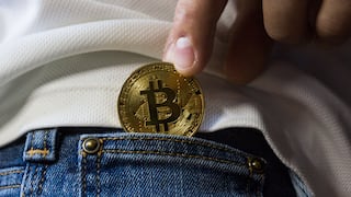 Bitcoin repunta tras revés legislativo en EE.UU. y toca máximo de ocho meses