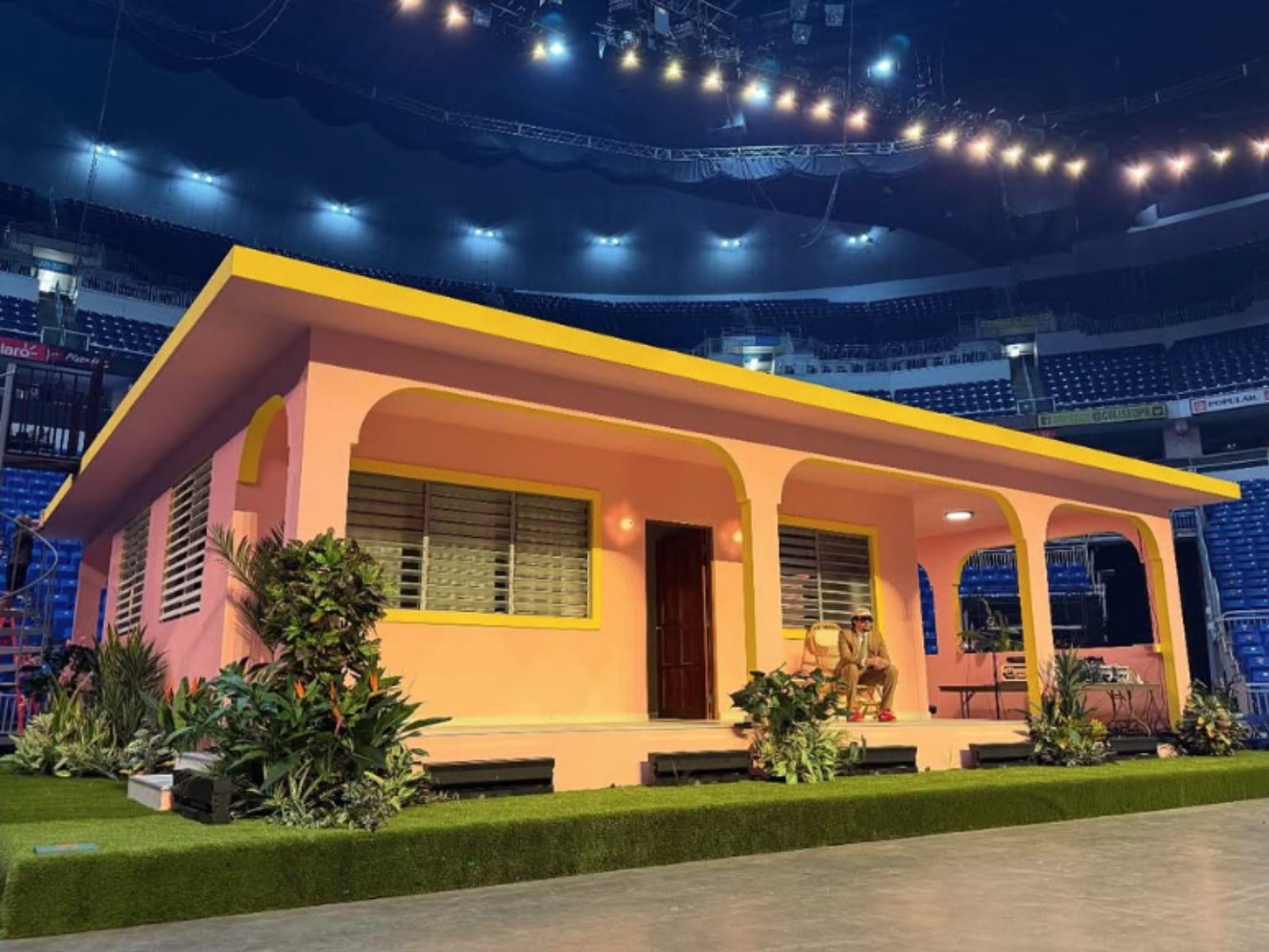 Entre las localidades agregadas están "Los Vecinos", "PIT A", "PIT B" y el Escenario B, conocido como "La Casita", uno de los elementos más emblemáticos del tour. (Foto: Instagram Bad Bunny)