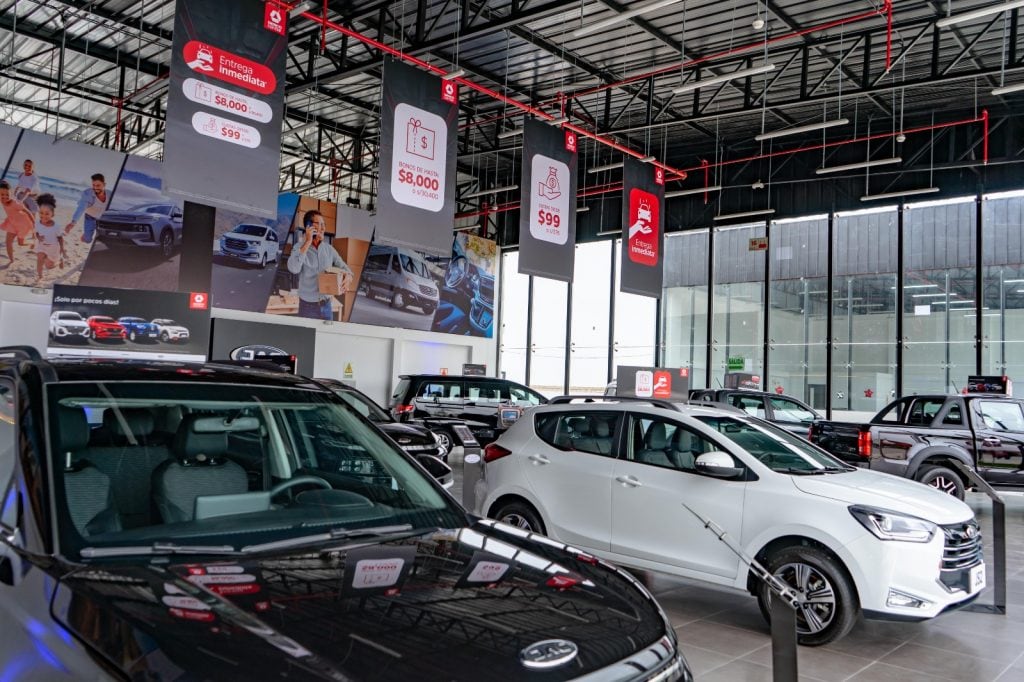 La compañía cuenta con marcas como Hyundai, JAC, Mazda, DFSK, Subaru, Renault, Great Wall y JAC Camiones.