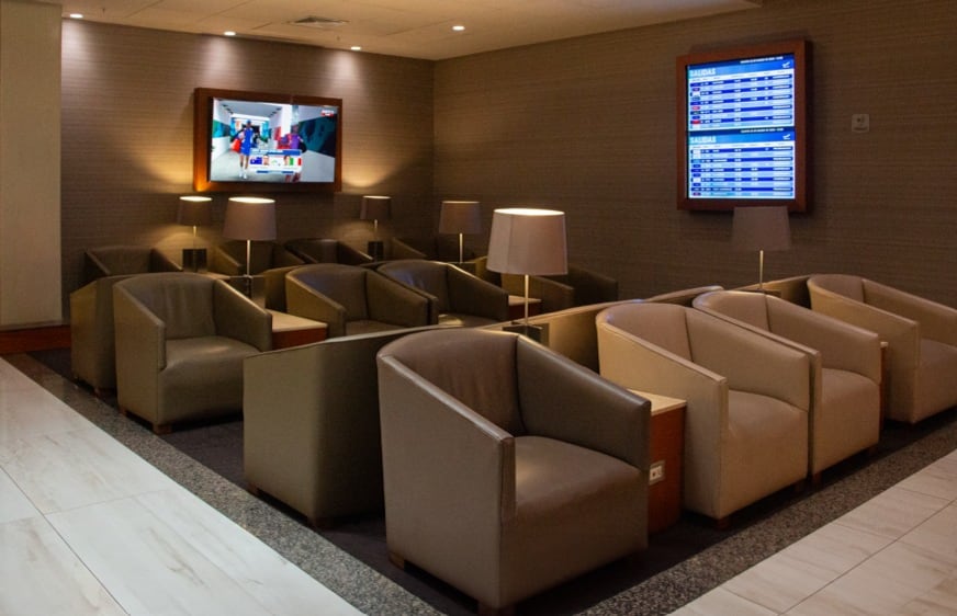 Las salas VIP ofrecen confort a los turistas que llegan a Lima para conectar con Norteamérica. Foto: Inversiones FISA