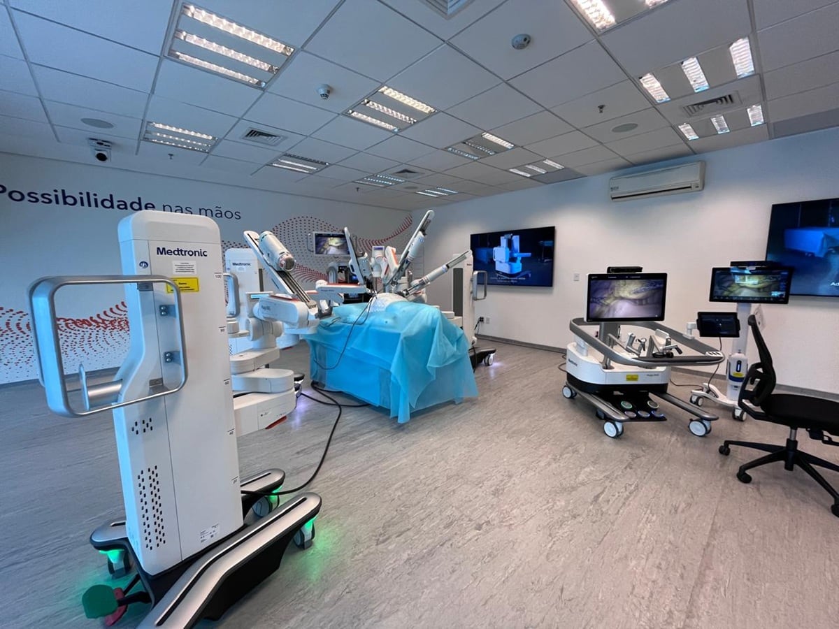 Medtronic impulsa innovación médica en Perú con nuevos equipos y alianzas estratégicas