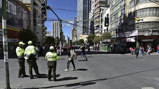 Huelga y bloqueos de choferes en rutas internacionales paralizan parcialmente Bolivia