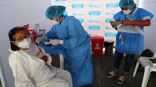 Estos son los 5 puntos en Lima para la vacunación de adultos mayores de Essalud 