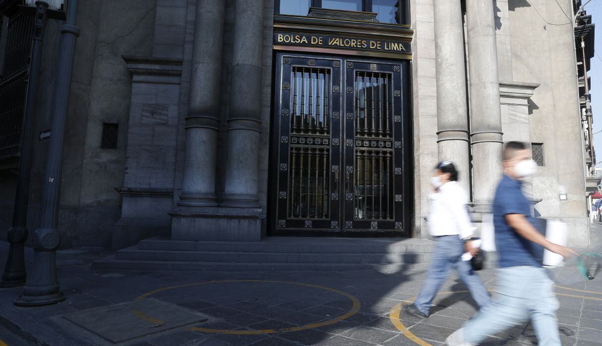 Durante la sesión se cotizaron acciones de 78 empresas, de las cuales 26 subieron, 24 bajaron y 28 no registraron variación. (Foto: Hugo Perez / GEC)